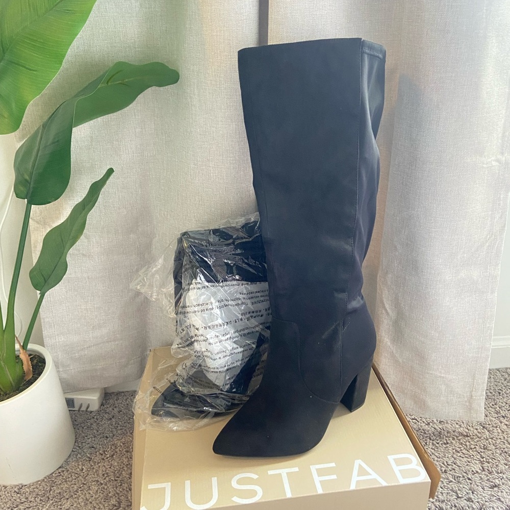 JustFab Women's Elegant Black Heeled Boots